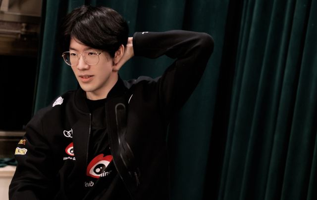 BLG Club 官方宣布：替补辅助 Lvmao 将在 2025 赛季加入教练组！