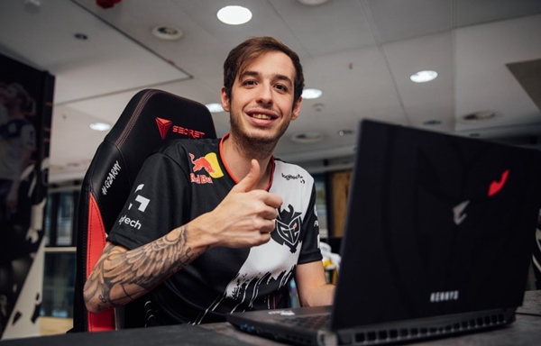 Passion UA 玩家评论 CS2 阵容解散