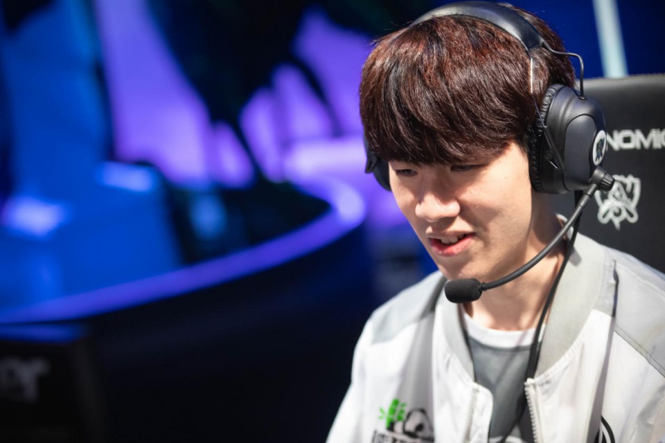 LPL要开启抢人大战，两家豪门都盯上了他？